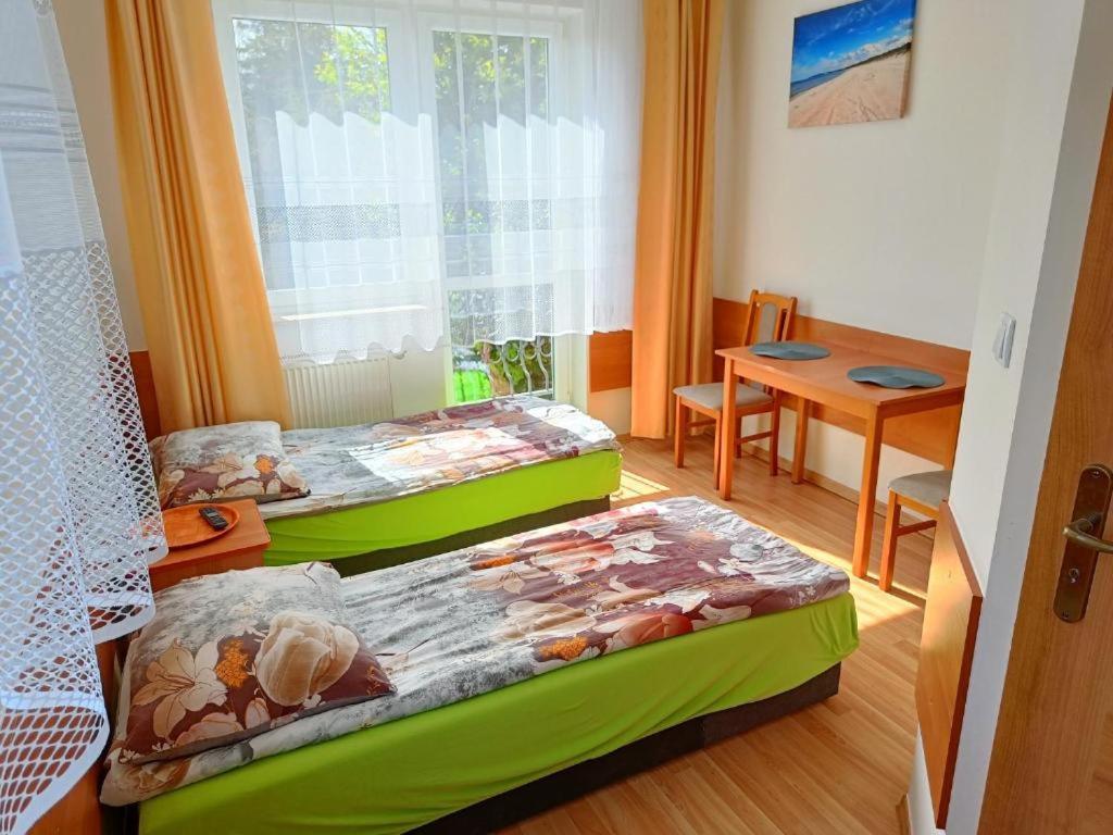Pensjonat Przystan Kolobrzeg Exterior photo